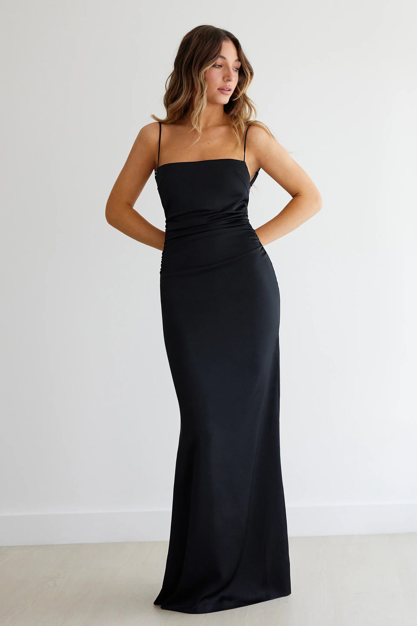 VENUS DRESS | BLACK