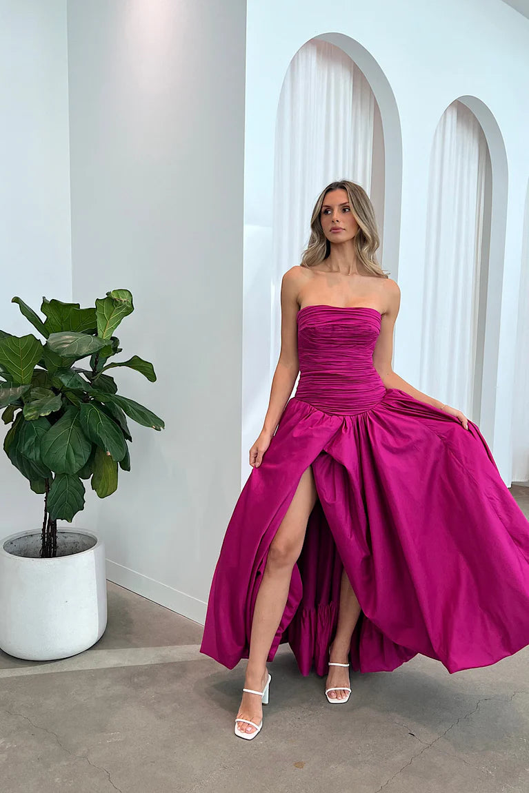 VIOLETTE BUBBLE HEM MAXI DRESS | DEEP MAGENTA
