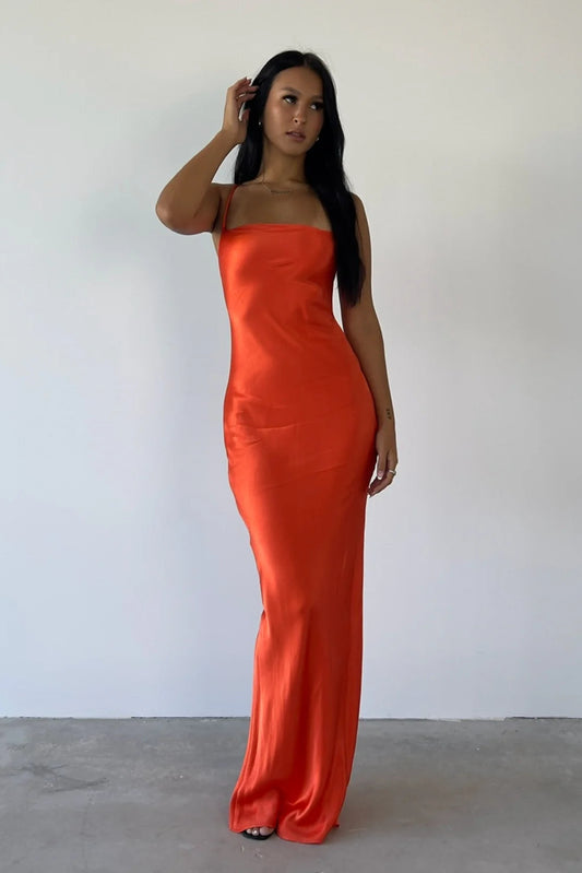 LORELAI TIE MAXI DRESS | RED